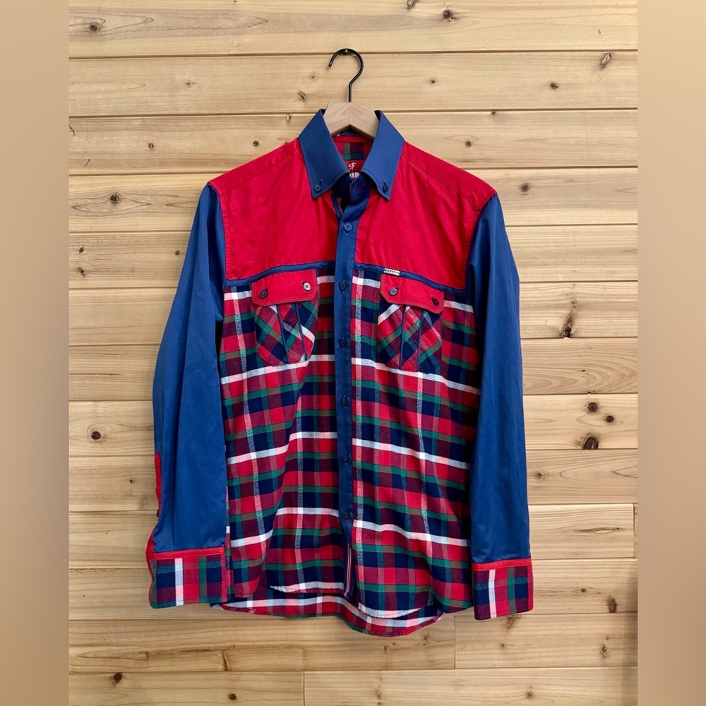 Mondo Medium Plaid Blue Red Colorblock Collared Button Front Pocketed Shirt